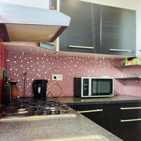 בריסל Downtown Quiet And Peacefull Apartment מראה חיצוני תמונה