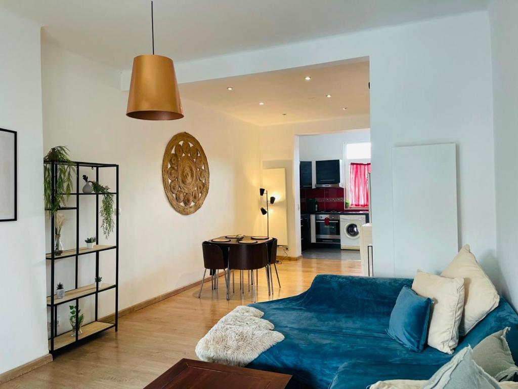 בריסל Downtown Quiet And Peacefull Apartment מראה חיצוני תמונה