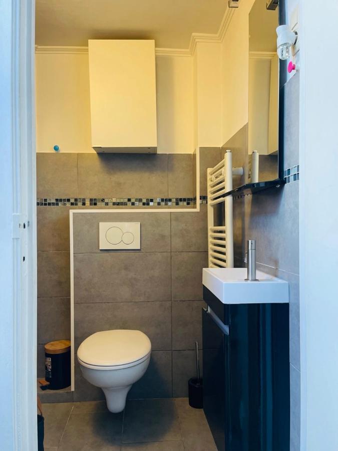 בריסל Downtown Quiet And Peacefull Apartment מראה חיצוני תמונה